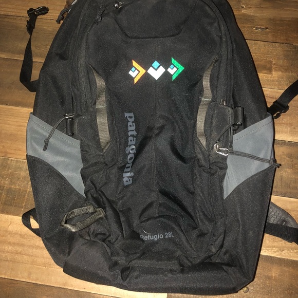 patagonia refugio backpack 28l black